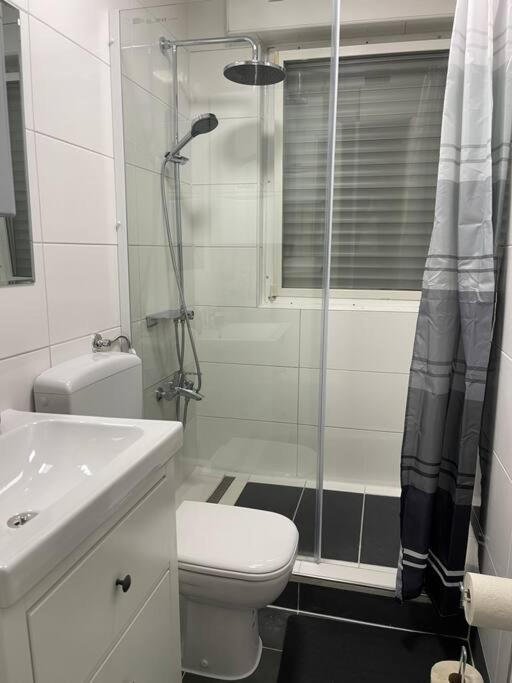City Apartment 3 Krefeld - 20 Km Dus Airport/Messe Exterior photo